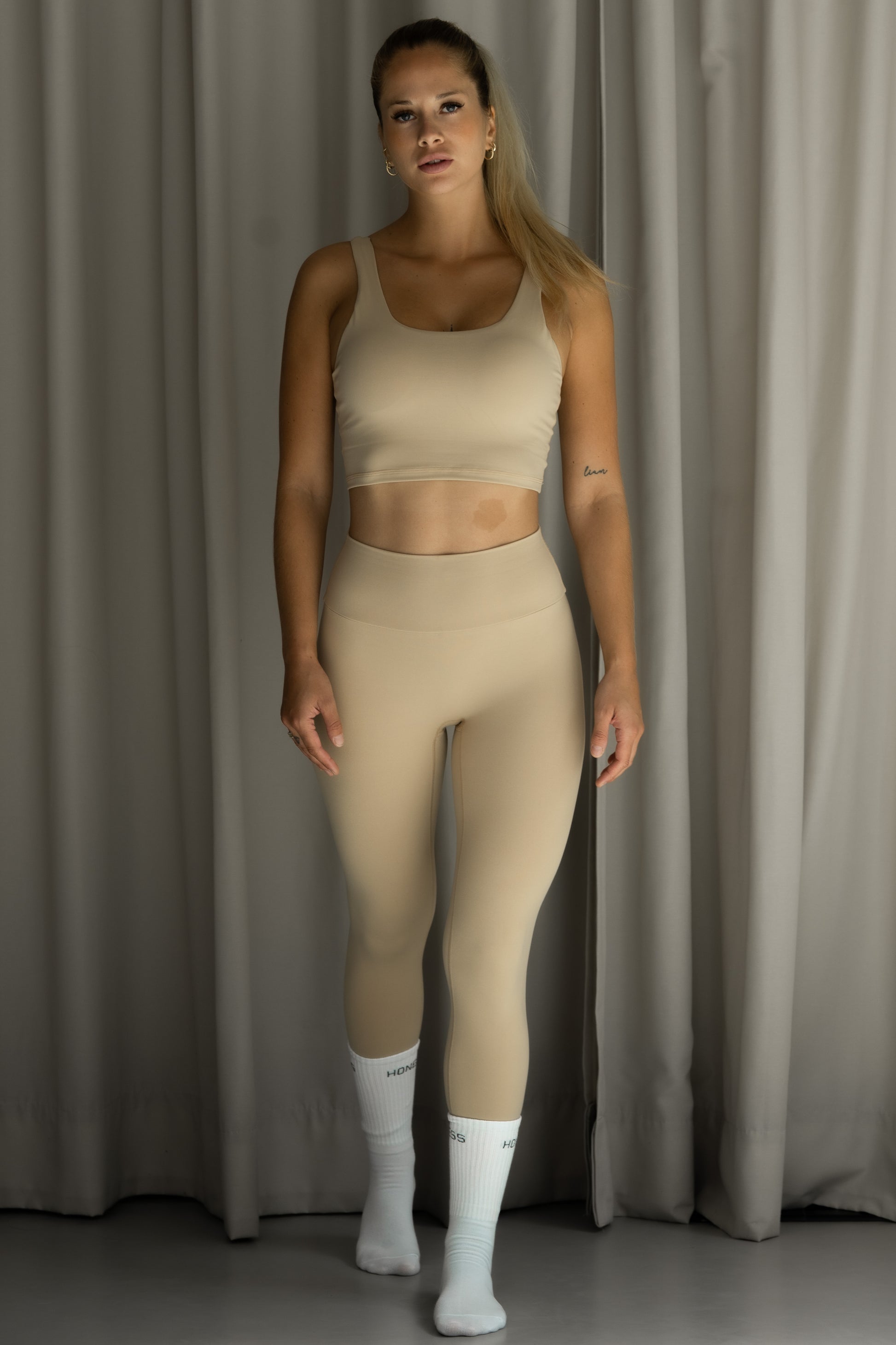 Tank Top Douceur™ with Integrated Medium-High Support Bra - Oatmeal